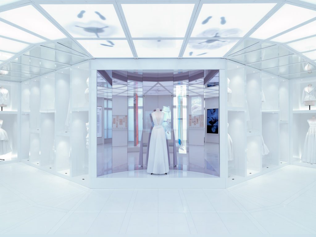 Inside Dior’s “New Look” at 30 Avenue Montaigne 